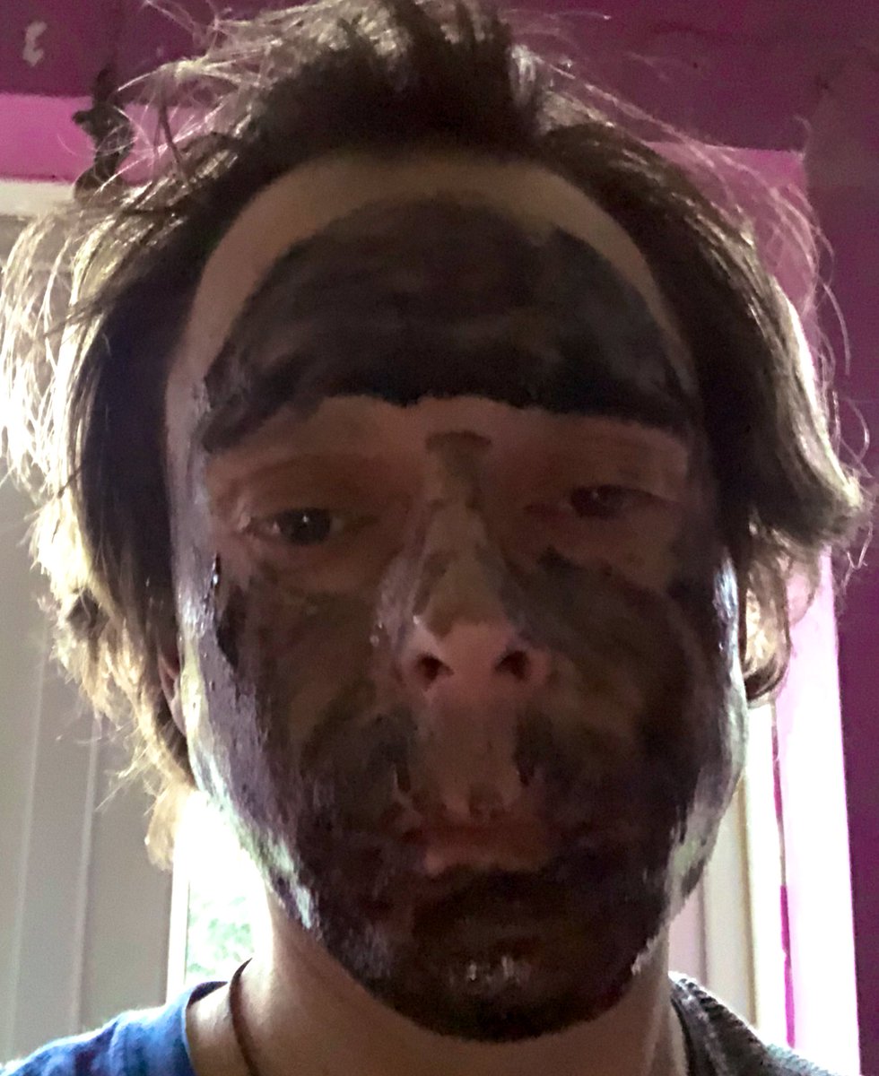 Pasparaki5's tweet photo. Detoxing my pores https://t.co/vL2V08k41u