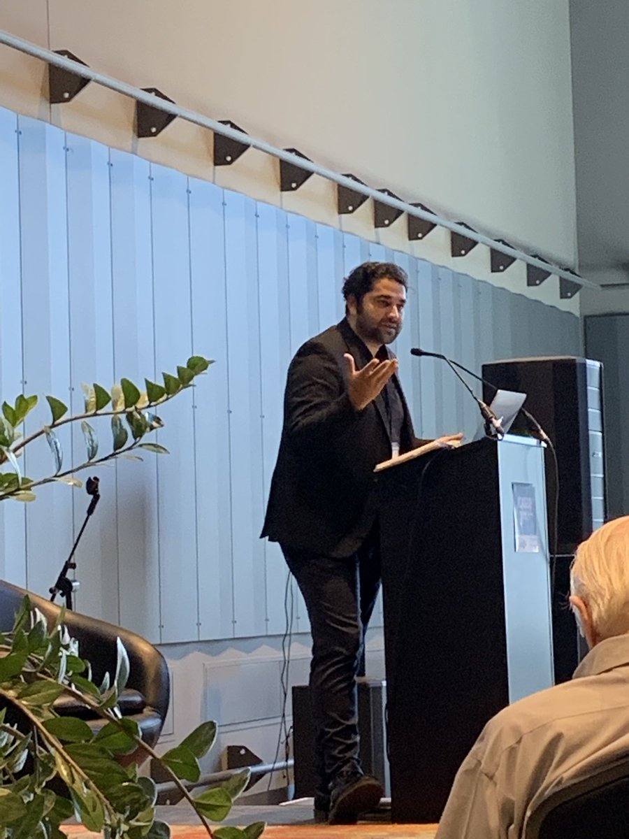 shannonlitz's tweet photo. Mohsin speaks about the ways arrested narratives about ourselves lead to arrested development. #SCACAS22 @BusinessftArts #MeWe https://t.co/XgpqxnKUy3