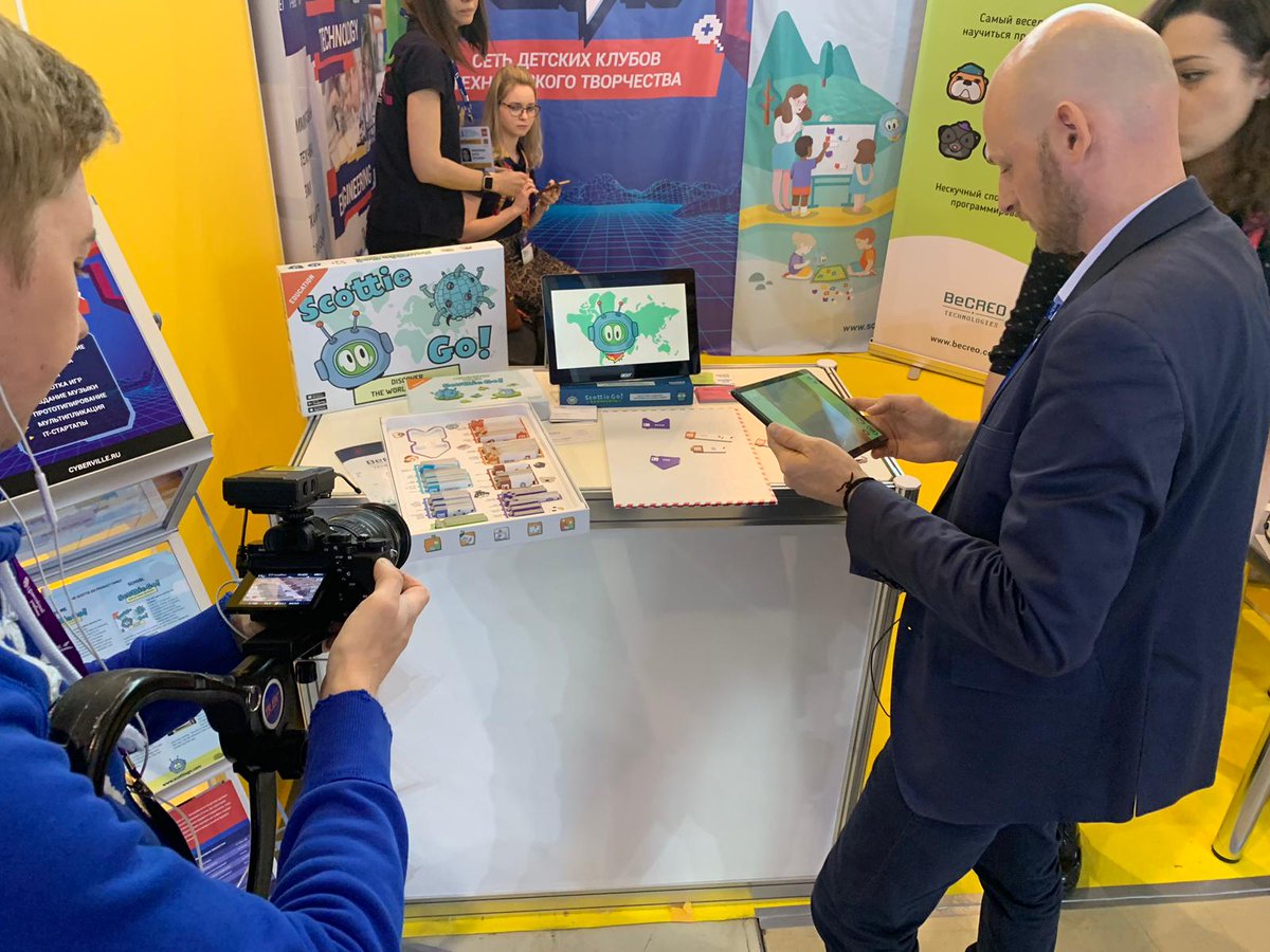 ScottieCode's tweet photo. We have to say goodbye to Moscow, but we spend there an excellent time. Thank you, everyone, for being there and supporting us. We are also hoping to participate in the next edition of MIEF. ;) #mief #moscow #scottiego #programing #coding #ux #uxdesign #uxforkids https://t.co/8PgyM2H06p