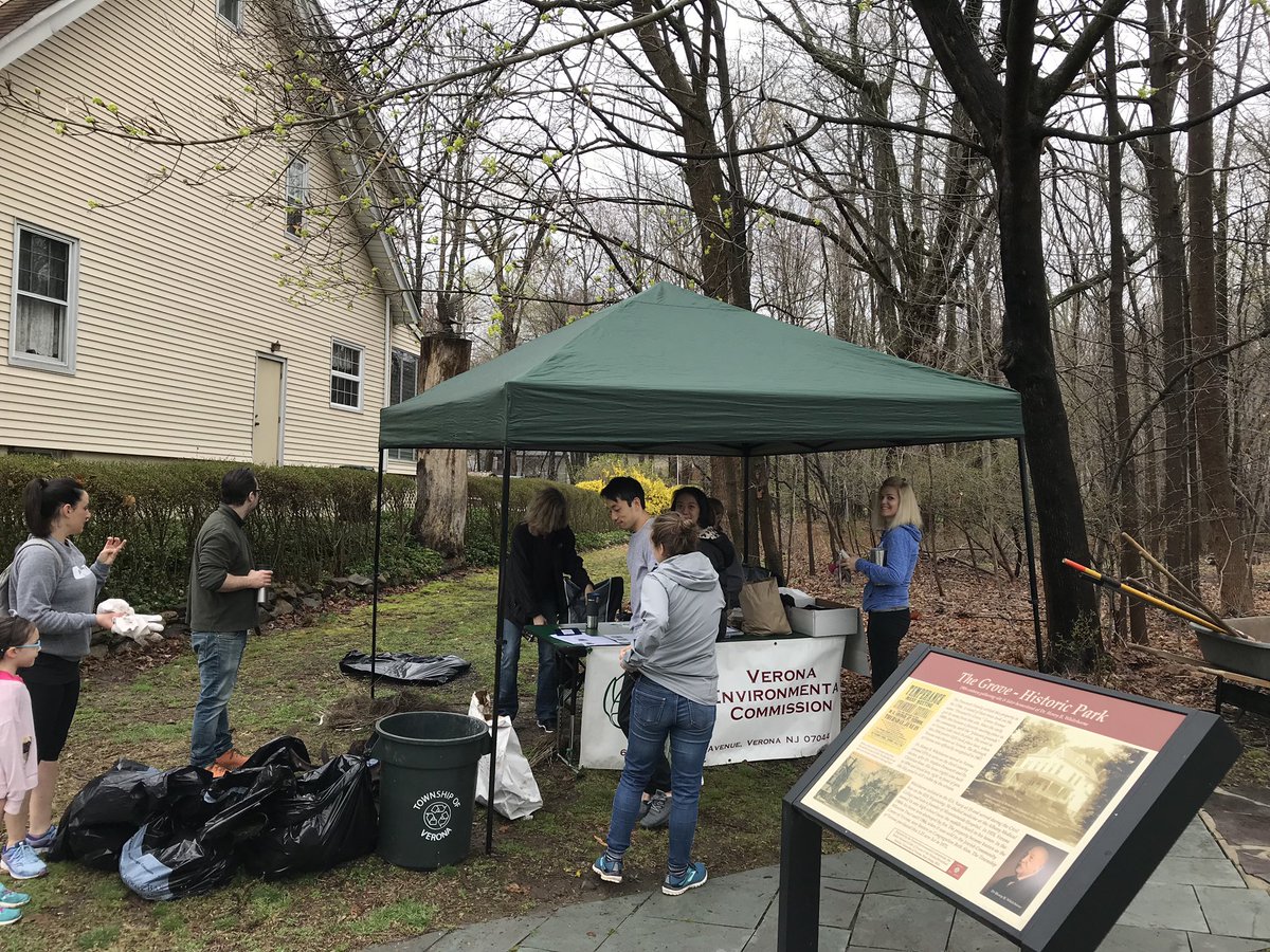 GreenVeronaNJ's tweet photo. The VEC wants to thank DPW and all of the volunteers that helped us clean up Grove Park.   We also gave away about 150 seedlings!  Leftovers were delivered to the @HilltopConserv1 @SustainVerona   @VeronaTownship https://t.co/MF8pPZXHKd
