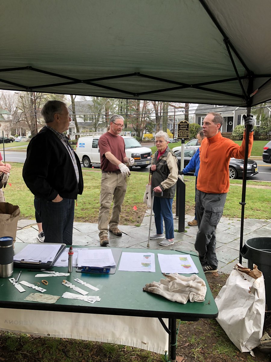 GreenVeronaNJ's tweet photo. The VEC wants to thank DPW and all of the volunteers that helped us clean up Grove Park.   We also gave away about 150 seedlings!  Leftovers were delivered to the @HilltopConserv1 @SustainVerona   @VeronaTownship https://t.co/MF8pPZXHKd