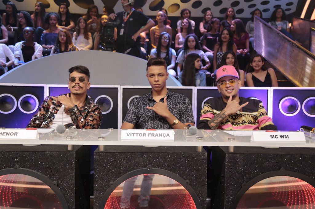 talkraul_'s tweet photo. Hoje o funkeirinhos tá que tá 😎
#ProgramaRaulGil https://t.co/bsyTtYrJak