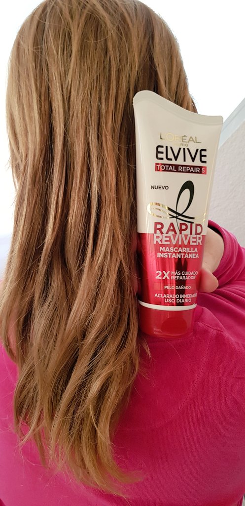criarbbdificil's tweet photo. Más brillo menos apelmazamiento pelo menos dañado y más tiempo para mí.  En definitiva pelazo!!💆🏼‍♀️
#RapidReviver #ViveConElvive #LorealParisEspaña https://t.co/wxpnVDjD4I