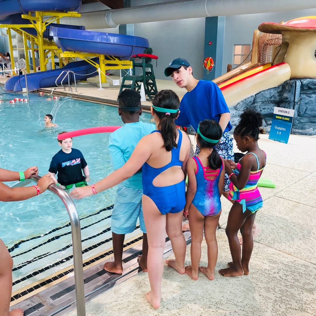JNJSouthBelt's tweet photo. #jjswims #watersafetyclinic in partnership with The Dow Chemical Company through a Dow Promise grant #sbhjj #jackandjillsbh #communityservice #lifesavingskills @JackandJillInc https://t.co/XAOiXHktPN