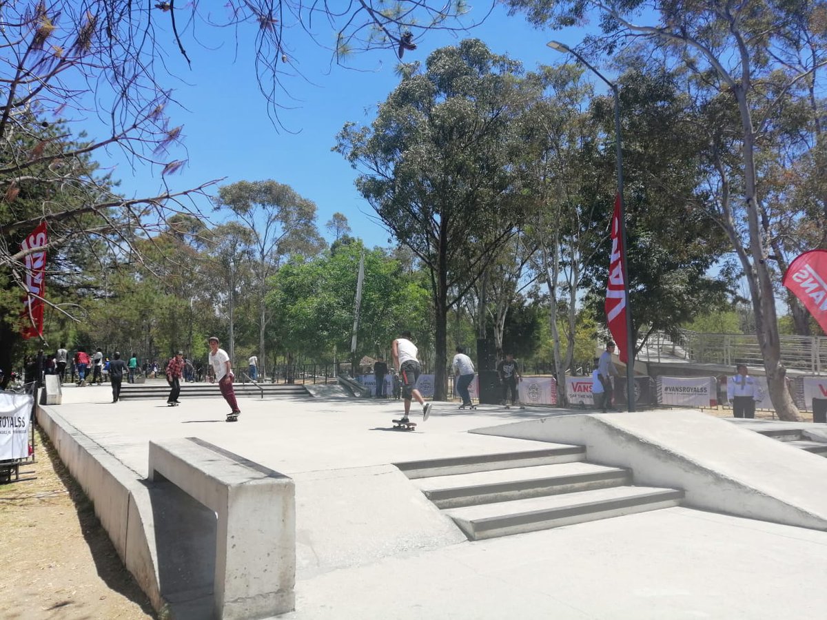 ADiezUrdanivia's tweet photo. Así se vive este día la sexta edición de #VansRoyalSS en el Parque Ecológico. @ParquesPuebla https://t.co/APTybzkVRS