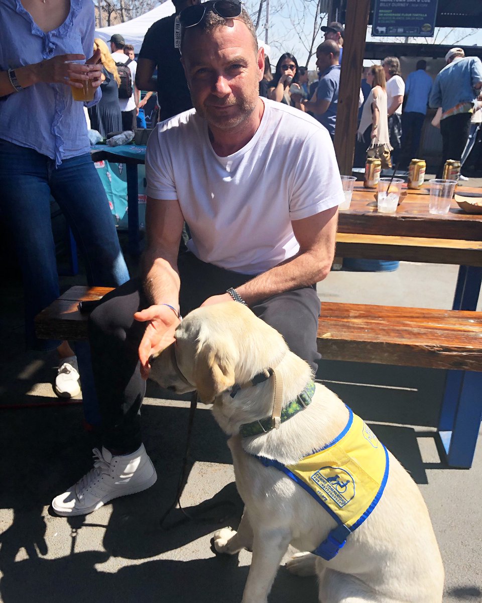 jeniontheblock's tweet photo. Thank you @LievSchreiber for meeting @ccicanine Spike at the wonderful celebration #forchefjeff @PigBeachNYC. It was a perfect day to celebrate life. https://t.co/D8vnWLyobV
