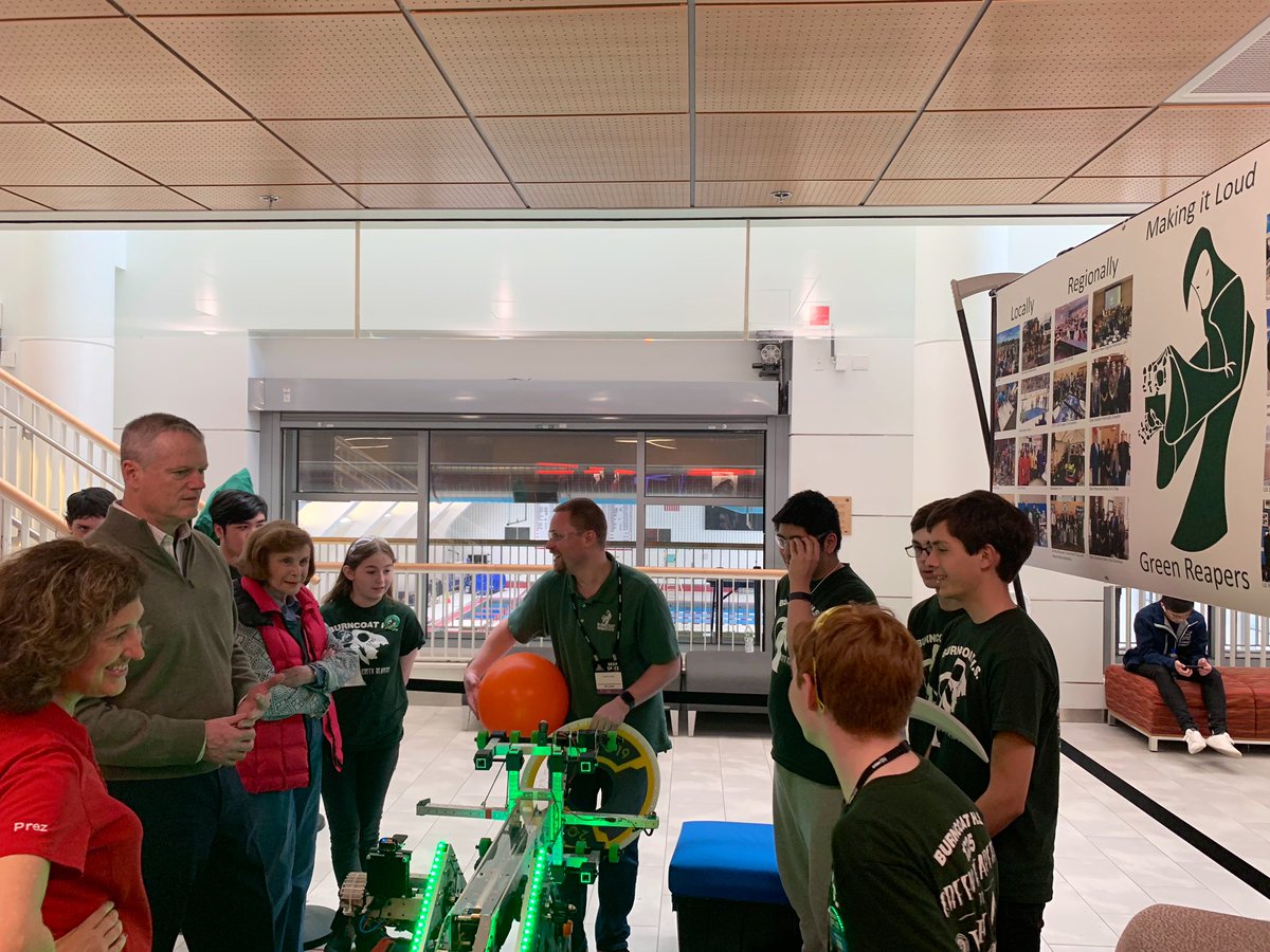 Congrats to all the students &amp; mentors at this year’s <a href="/FIRSTweets/">FIRST</a> Robotics New England District Championships at <a href="/WPI/">WPI</a>. Thanks for having me here today and best of luck!
