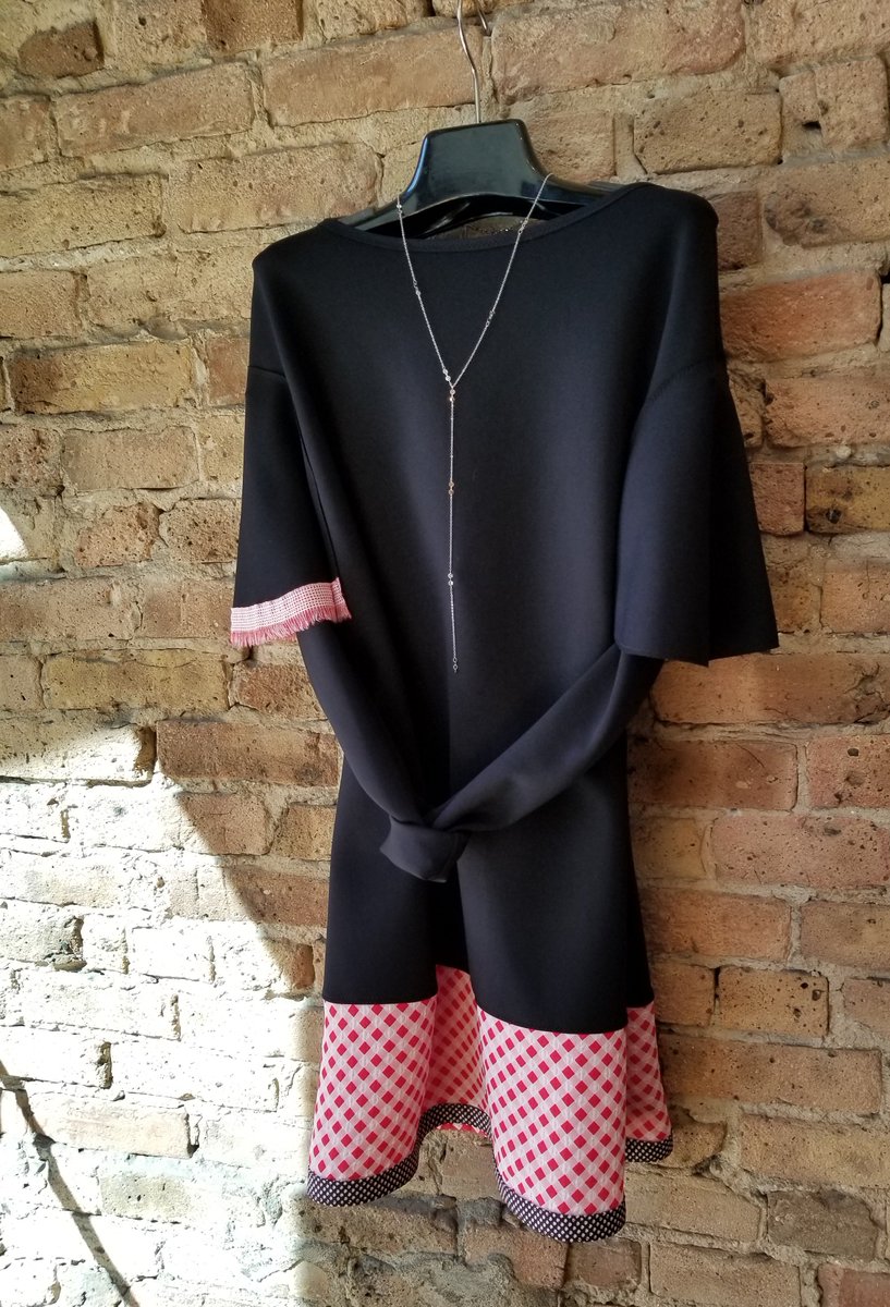 Dinner tonight? A black dress always will be your loyal friend 😉
#BeUnique #BeSpecial #BeAdelaide