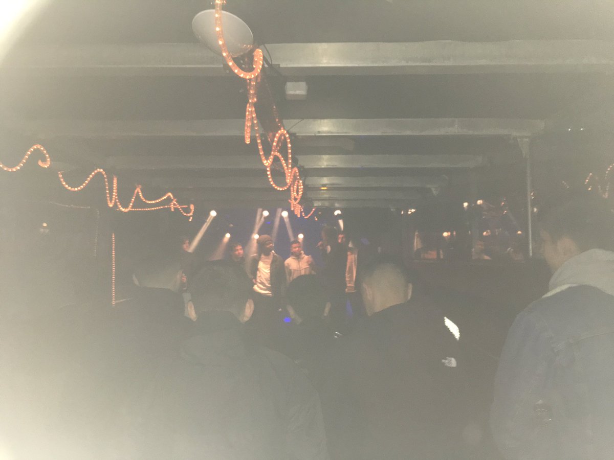 GillesLeproust's tweet photo. Concert @baraka_prod péniche excelsior #Allonnes une belle ambiance @benamarlemans04 @hugo_g_univ https://t.co/Bis6U29Gq6