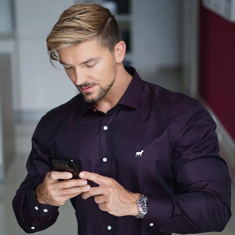 Oxcloth's tweet photo. You can have anything you want in life if you dress for it. Our latest shirt, The Persuader. https://t.co/dLXqLLxTfL