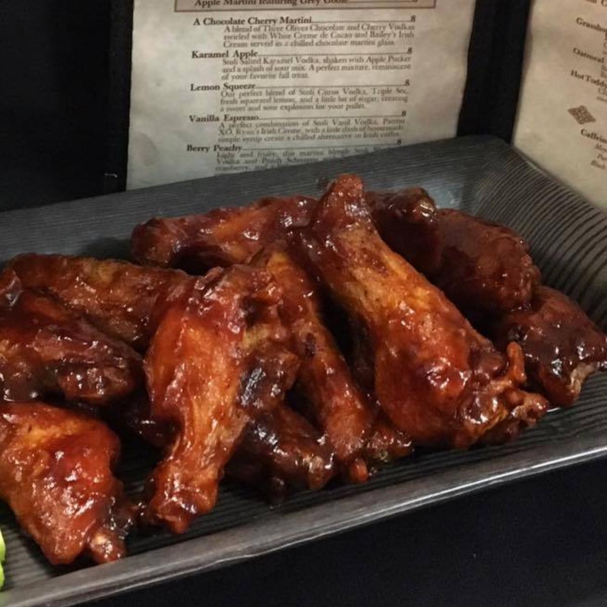3LeggedMare_AD's tweet photo. One bite of our food and you’ll be hooked for life. https://t.co/2GqM1QZuzh