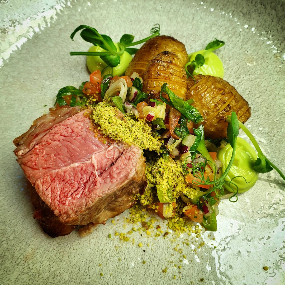 _eddy1988's tweet photo. Beautiful #welsh lamb on tonight @CosyCornerL 
Welshnis definitely best https://t.co/pt898uCx9s