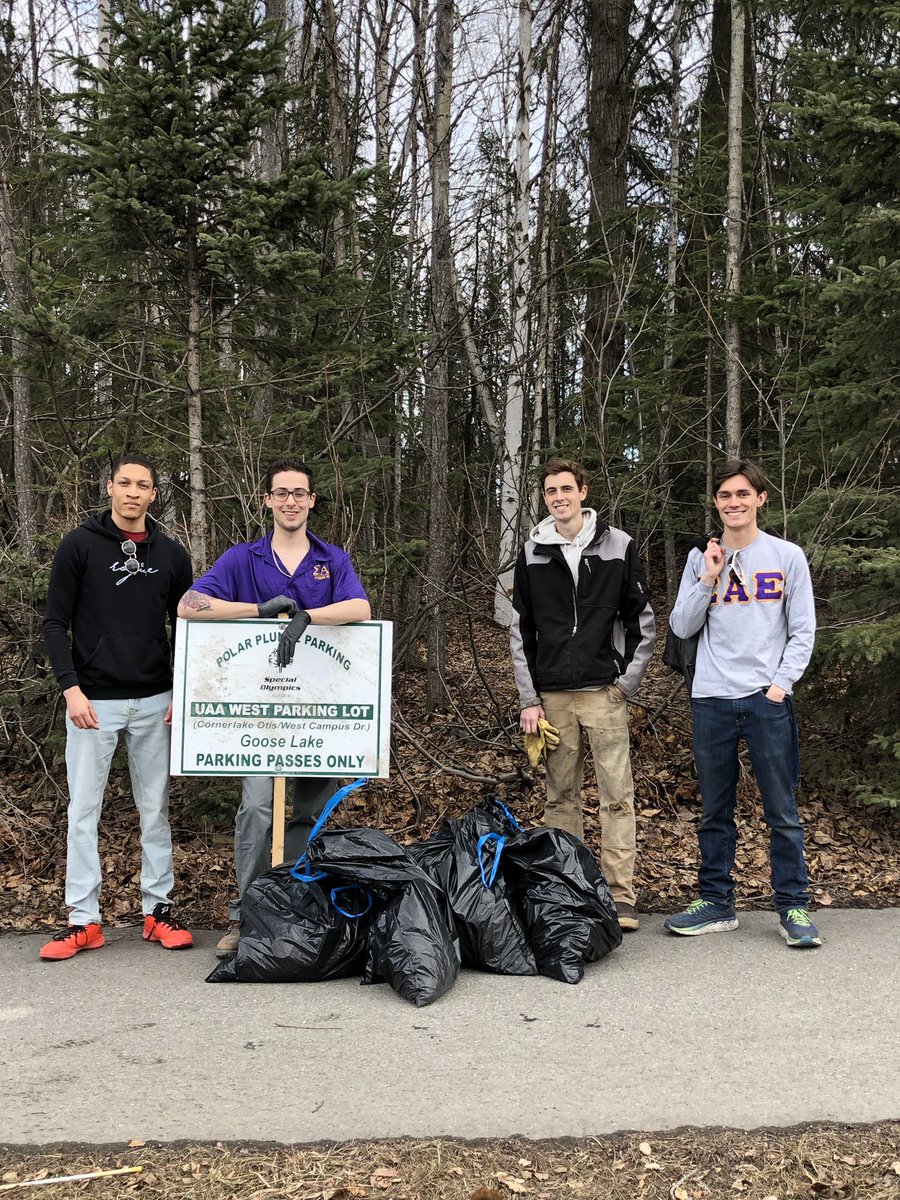 Doing our part in helping keep our campus clean! #RiseAbove #PhiAlpha #ΣΑΕ