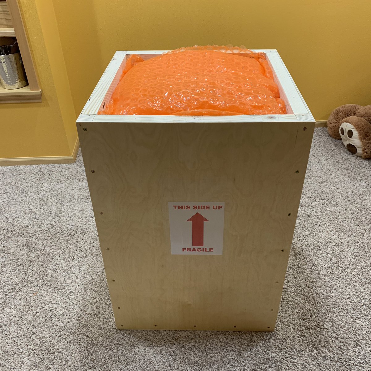 makingathome's tweet image. The progression of packaging a very complicated one of a kind clock to send several states away to someone who will very much appreciate it. Lots of bubble wrap!

See you later old friend ! ! !

#clock #chainclock #kineticsculpture #shipping #kineticclock #clocks #oneofakind