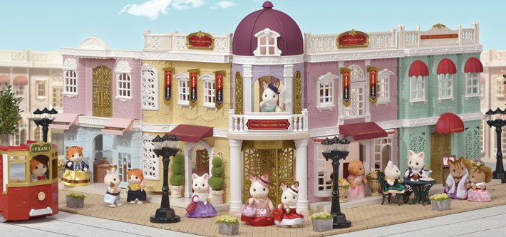CarouselSnaps's tweet photo. @scarlettdaccha Have you seen the recent "Town" range with the department store? It reminds me of Main Street at Disneyland. :D They're got so fancy with all the details on the buildings! https://t.co/GOsemHcGyI