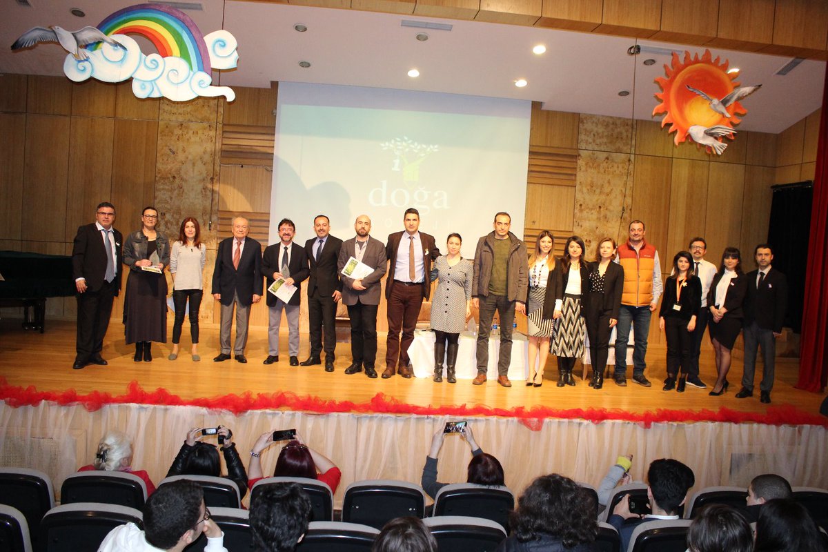Acarkent_doga's tweet photo. Acarkent Doğa koleji öğrenci kulüplerinden Biyoloji kulübümüz Prof. Dr. Bülent Berkarda, Dr. Zeynep Armay, Doç. Dr. Tolga Emre ve Prof. Dr. Taner Yiğit’in konuk olduğu 5. “Kansersiz Yaşam” formuna katıldı. #AcarkentDogaIBWorldSchool #dogakoleji #tMBA @DogaOkullari @alirizalule https://t.co/5u4ppEo8DZ