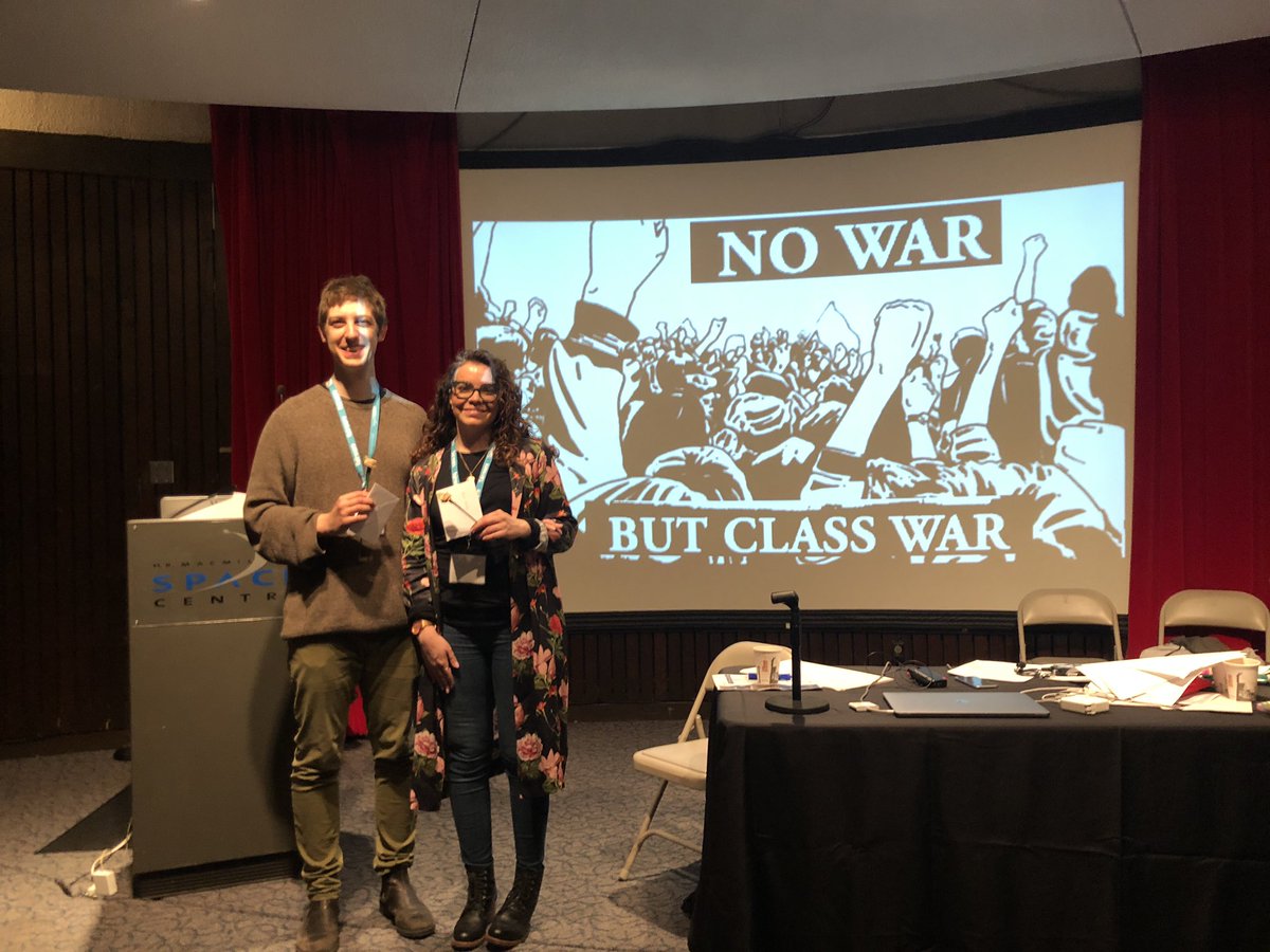 Great presentation on using digital tools to organize along class lines by <a href="/emmacaroline_/">Emma Pullman (she/her)</a> and <a href="/avlijass/">Stefan Avlijaš</a> #canroots <a href="/bcgeu/">BCGEU</a>