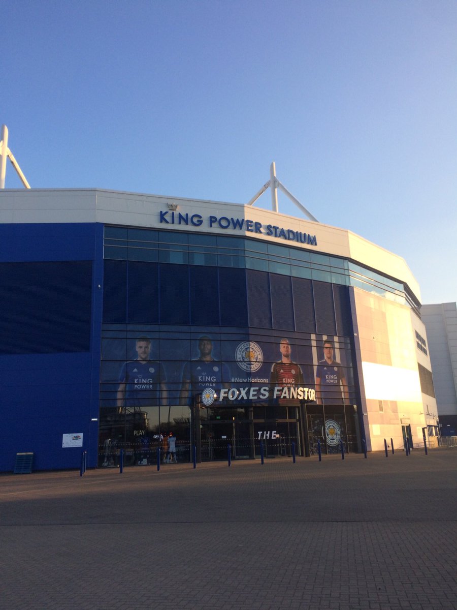 palfreymanlucy's tweet photo. Brilliant day y/day at @LCFC #LCFCSSSW. Privilege to have the best in the business be so transparent and frank about their work, philosophies and personal journeys. Would 110% recommend to any SES UGโs/PGโs, a great insight into the world of professional sport ๐คฉ @NUSportEx https://t.co/ZZjCDlCF1R