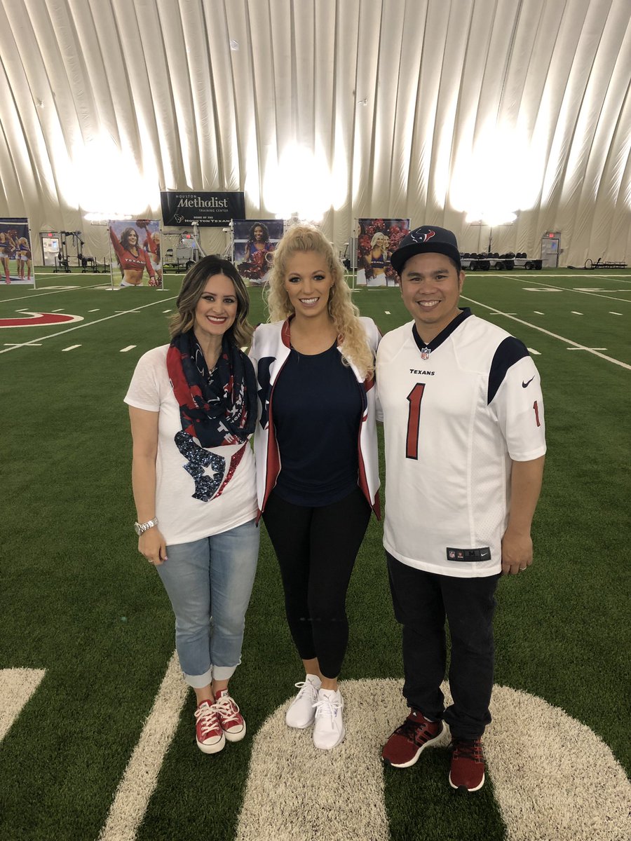 djriddler's tweet photo. Had a lot of fun DJing at #HTCTryouts2019 @TexansCheer Thanks Coach Casey and good luck to all the people that made it to the next round! #Houston #Texans #TexansCheerleaders https://t.co/5BHvl0nCzY