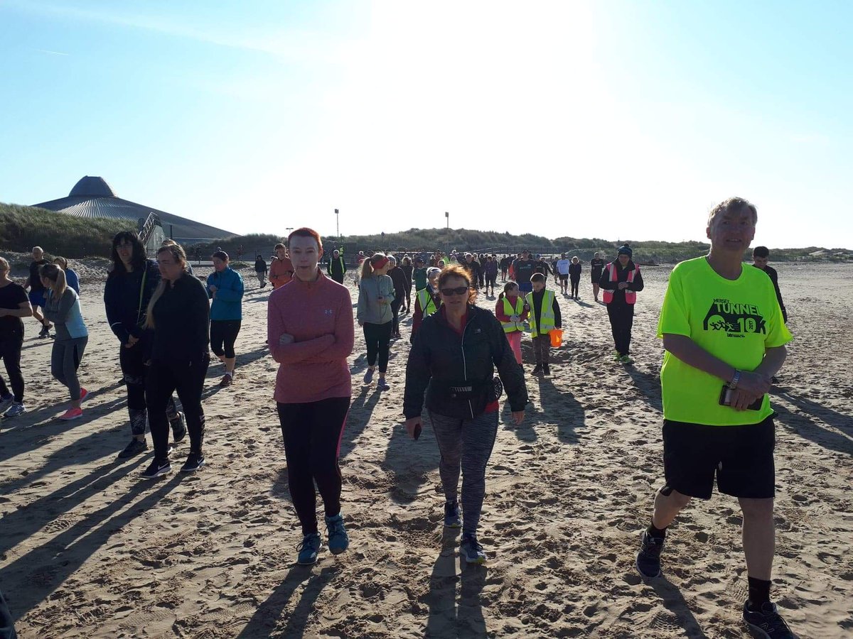 crosbyparkrun1's tweet photo. Off to the beach start this morning. #crosbyparkrun #crosbybeach #crosby #parkrunuk #pakrun #loveparkrun https://t.co/zIrrFPEtan