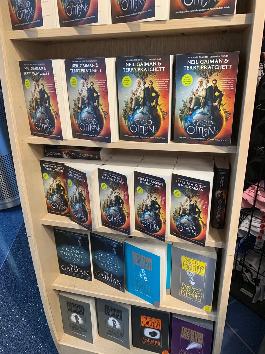 nursebeks's tweet photo. .@neilhimself Love how all the covers are slightly bent back @flyLAXairport....all in hopes of finding a signature! #GoodOmens #NoSignature https://t.co/pacPJlzhNB