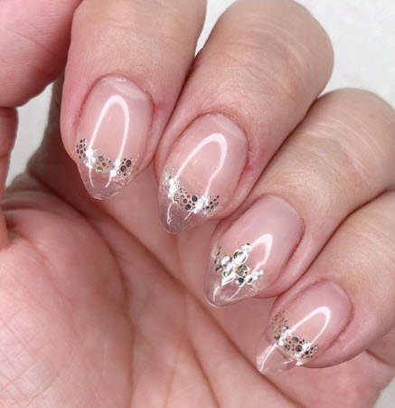 KissProducts's tweet photo. Let’s talk the GLASS NAIL LOOK! Here, @onemorecoat uses our Jewel Accent stickers to spruce up her smile lines on her glass nail mani! #KISSnails #nailart #nailstamping #nailstickers #diynails #diynaildesigns https://t.co/ZQqjlZpjq7