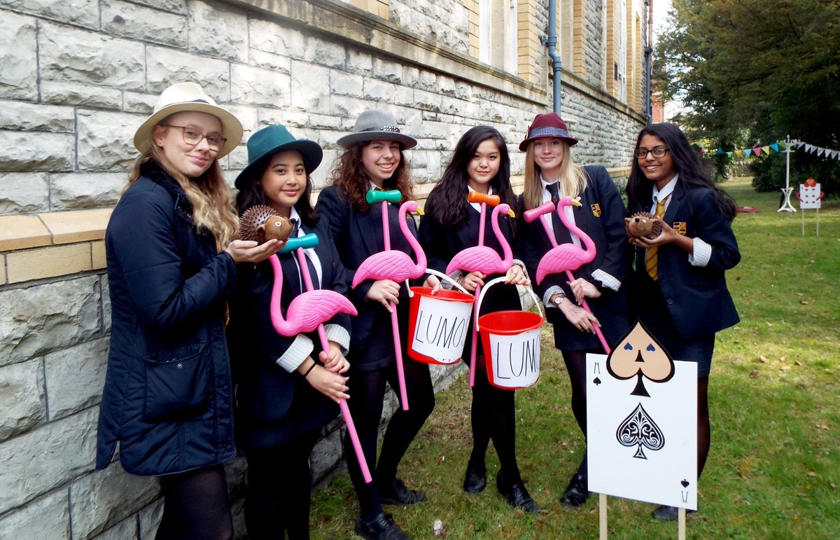 EnglishStanwell's tweet photo. Our charity committee used the last day of Stanwell Reading Week to raise money for @Lumos (who work against the displacement and institutionalisation of orphaned children), with this brilliant Alice in Wonderland croquet challenge! #StanwellReadingWeek repost: #grammarcorrection https://t.co/5mDHMImIyj