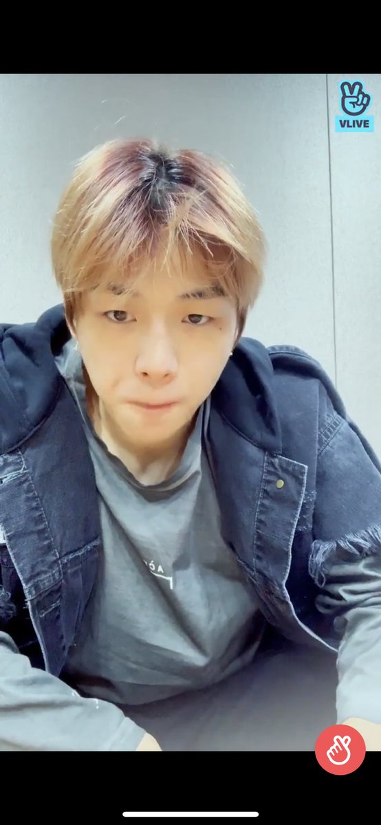 johnhayae_'s tweet photo. ทำไมรู้สึกแมวตัวนี้เหมือนเน่ว 5555555555 จำได้ว่ามีรูปที่เหมือนกว่าแต่หาไม่เจอ ใครเจอปามาหน่อยยย https://t.co/sQC0EkOJXm