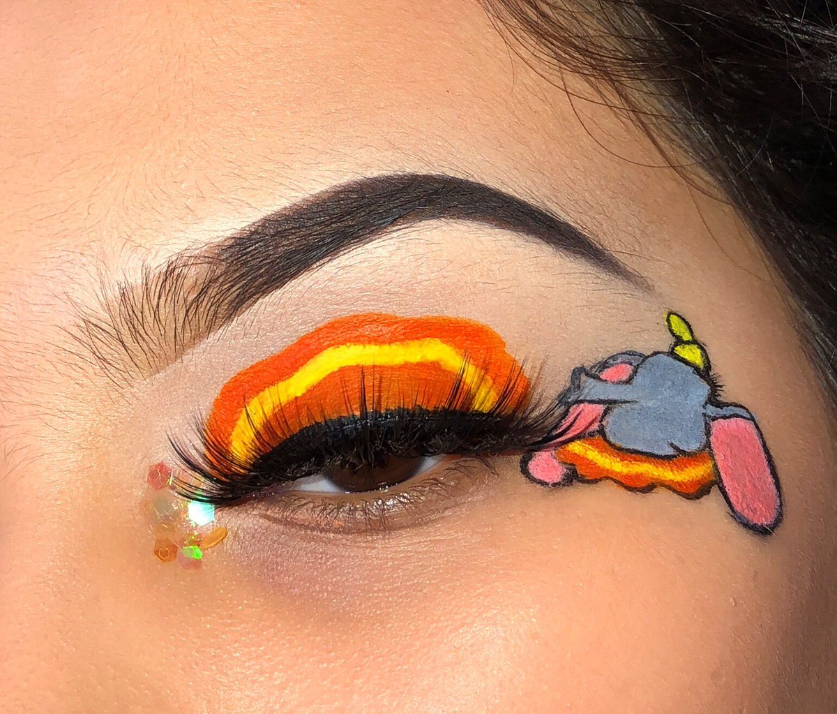 fairyspicy's tweet photo. 🐘 DUMBO 🐘
Twitter will see this look first before Instagram! What's YOUR favorite disney movie? 

• glitter: @smolashes in "supernova" (dc: "WAVEY" for 15% off)
• @ggglamcosmetics vivid paint pots (dc: "WAVEY" for 15% off)

OTHER DETAILS WILL BE ON MY INSTAGRAM: @waveylooks https://t.co/LqFkTFRBMf