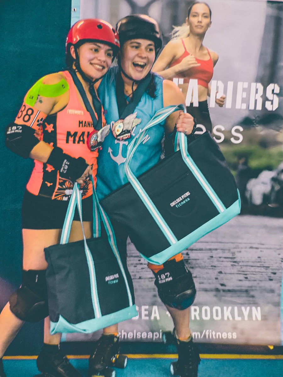 gothamderby's tweet photo. Congrats to tonight’s Chelsea Piers Fitness MVPs @bbw_pt @apexcityarmbands #ggrd #BrooklynBombshells #ManhattanMayhem https://t.co/AKiqRgkkKL
