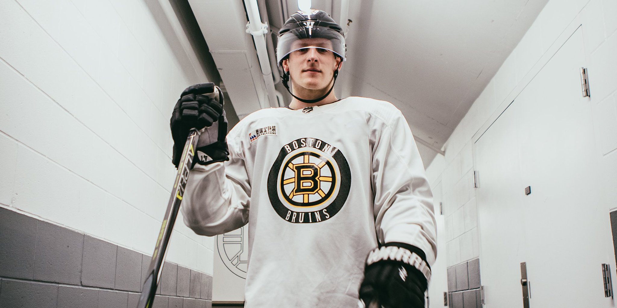 Defending nets and honoring vets wish Torey Krug a Happy Birthday!  