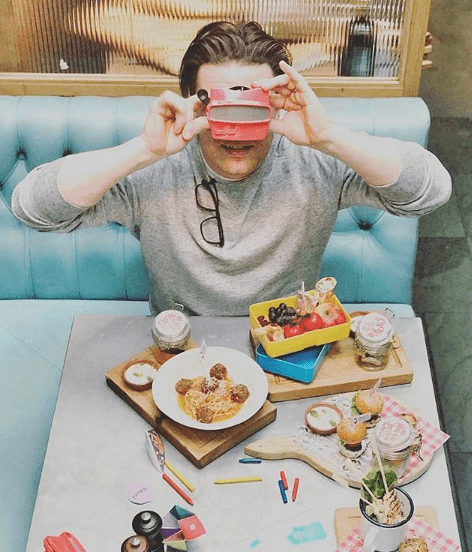 140Perth's tweet photo. Kids Eat Well For Free this Easter school holidays at Jamie's!π° β£
β£
Any child dining with a paying adult will receive a FREE meal from their award winning kids menu!β£
This offer is valid until 28th April 2019.
Visit https://t.co/S8beriOxVP for more information. #140Perth https://t.co/edqwbecRpk