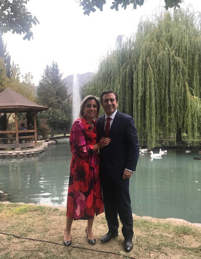 Feliz! Después de gran actividad familiar deportiva ;poder compartir con Cecilia lindo matrimonio!