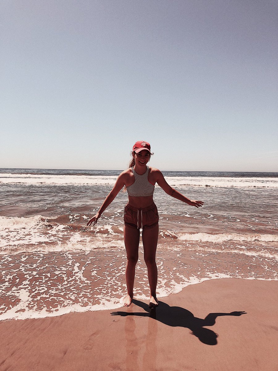 realkayls's tweet photo. it was a good day to help #savethefishies cleaning up the beach with #projectsaveoursurf :) https://t.co/PorkQzzhVX