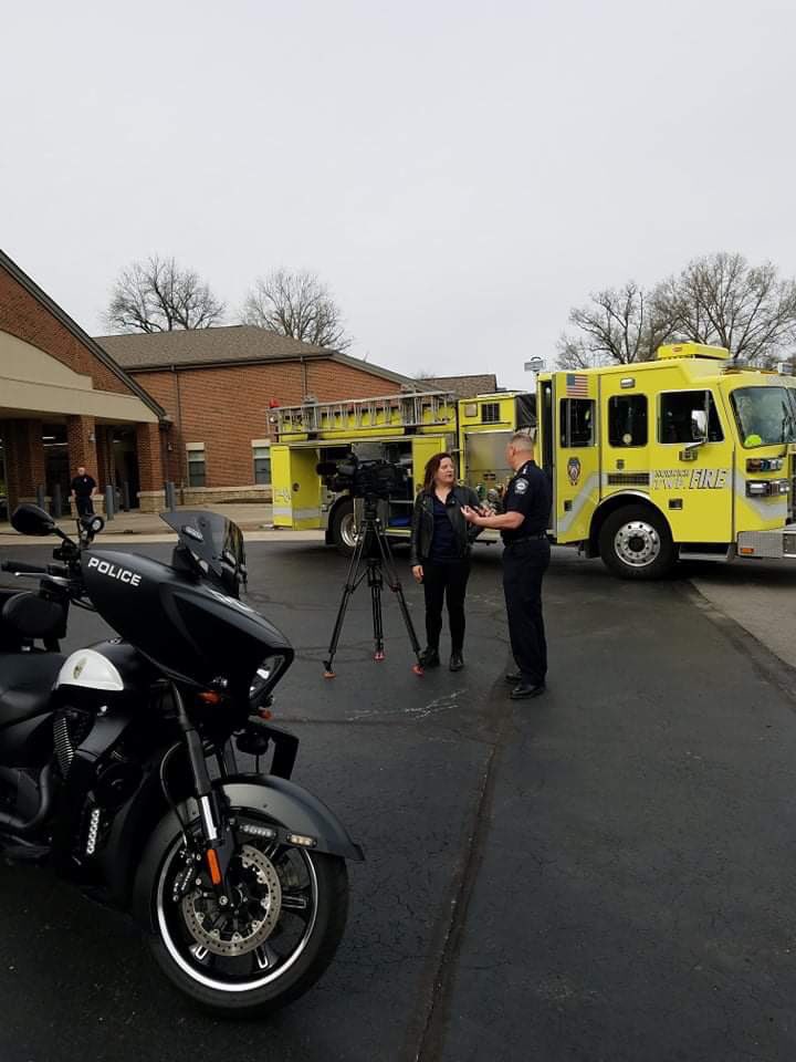 ChiefFisher602's tweet photo. I’m extremely proud of the #Autism Awareness Open House @Hilliard_Police hosts each year. 

This is an important segment of the population we serve, and this event builds and strengthens those relationships. 🧩 https://t.co/Iul5Lut0hi
