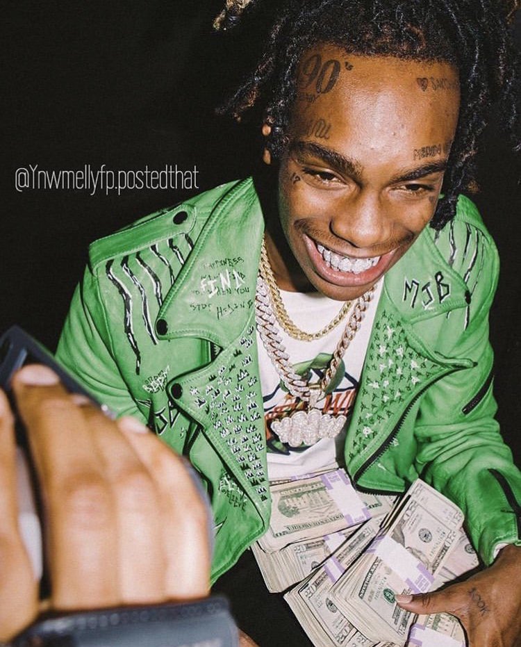 YNWMelly's tweet photo. Free M&amp;M 🌎💚🔜 https://t.co/ravgP9bMXW