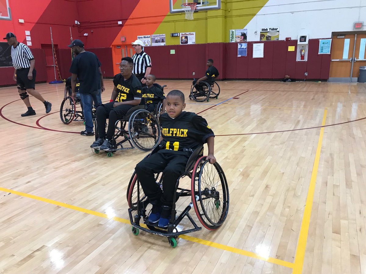AtlantaWolfpac1's tweet photo. Although we did not win 🙁 the Atlanta Wolfpack played an awesome wheelchair 🏈 game. I am so proud 😊 of these athletes!! They played with ❤️ and soul. Go Wolfpack https://t.co/3nCOHTUHYy