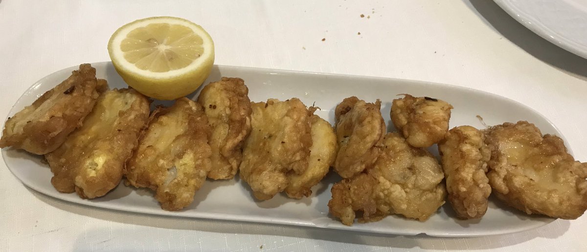 inigoladronm's tweet photo. #Zamburiñas a la plancha, #cecina con queso de Cabra, #croquetas de jamón, y #pixin (#tape) frito! 😋... Hotel Restaurante El #Manquin, de #Villaviciosa, #Asturias! Fenomenal! Exquisito! Especialmente las zamburiñas y el pixin!👍🏻👏🏻😜 https://t.co/rwFksVbtWy