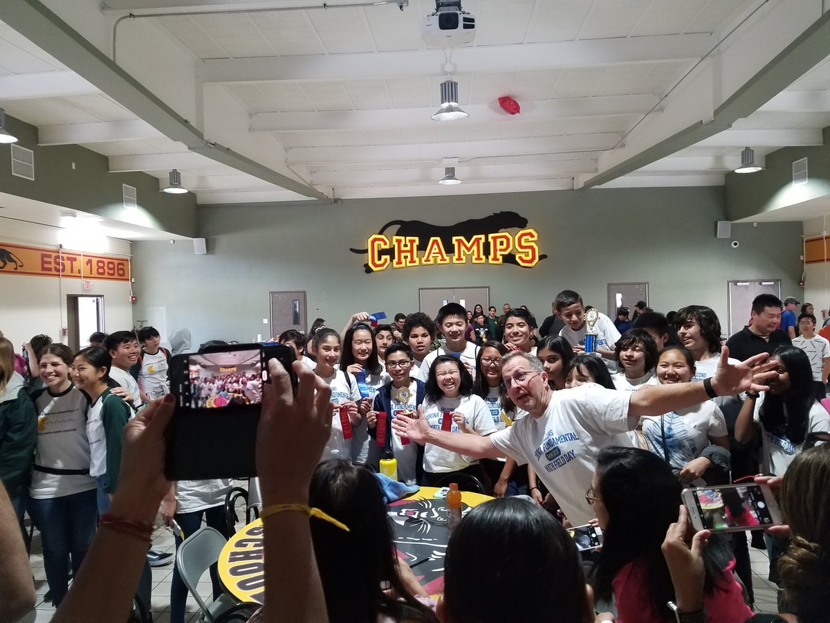 Sarah Ragusa tweet media