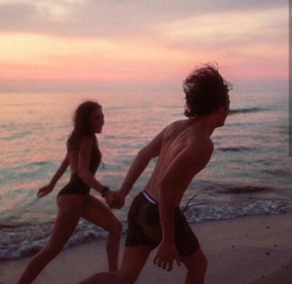 nudist's tweet photo. https://t.co/vmmFFOEK8T