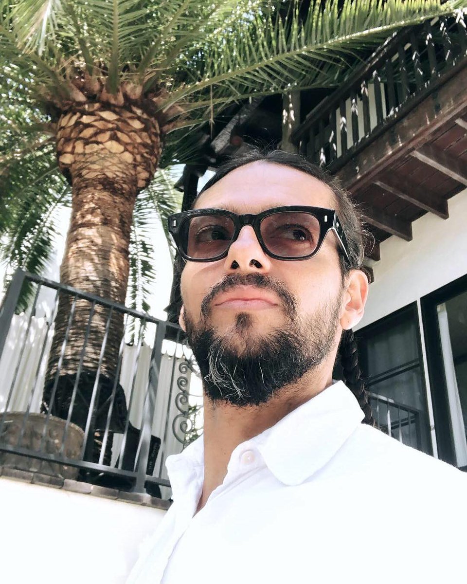 arlette_ssantos's tweet photo. Infinitamente @dracorosa #migenio #mirey #mimaster #teamo #poeta https://t.co/QII9NPHr17