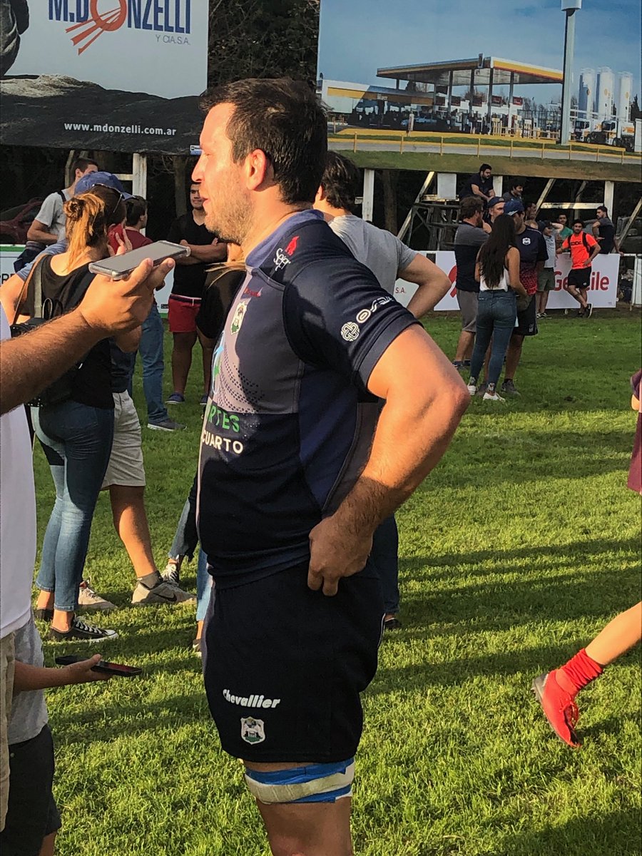 marquezhuevo's tweet photo. ⁦Que lindo es verte jugar al rugby ⁦@VacaBustamante⁩ https://t.co/w8JRraesEB