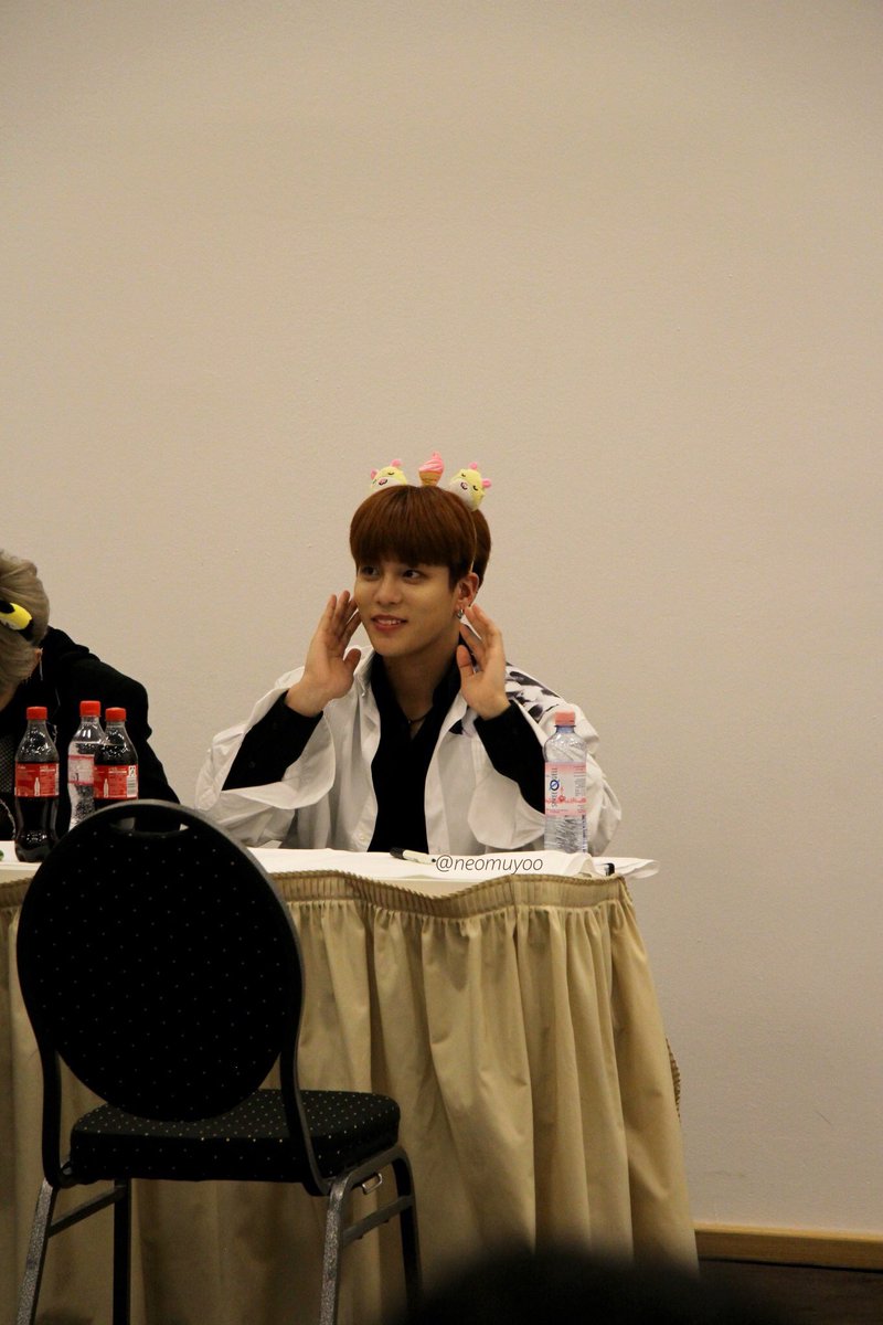 atzcjh's tweet photo. 190410 MMT Global Fansign ☾ neomuyoo
⋯ effortlessly beautiful ♥️

〈 #ATEEZ #에이티즈 #JONGHO #최종호 〉 https://t.co/vYww8Ec2B0