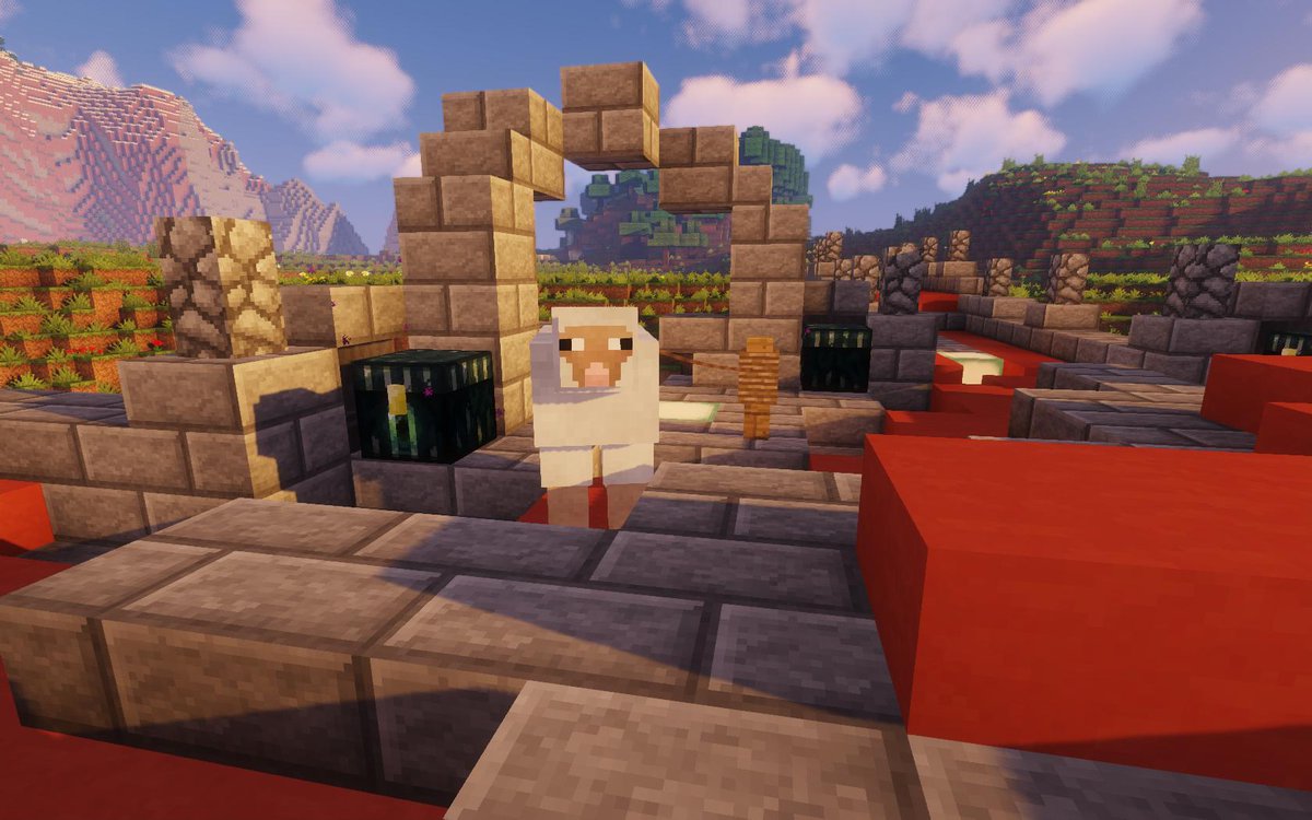 MineWhite_fr's tweet photo. Mais qui es-tu ? Voici notre nouvelle mascotte : Neuneu le Mouton. Venez le rencontrer et lui souhaiter la bienvenue au Spawn du Serveur. 😉 https://t.co/Cu39ntp5NI