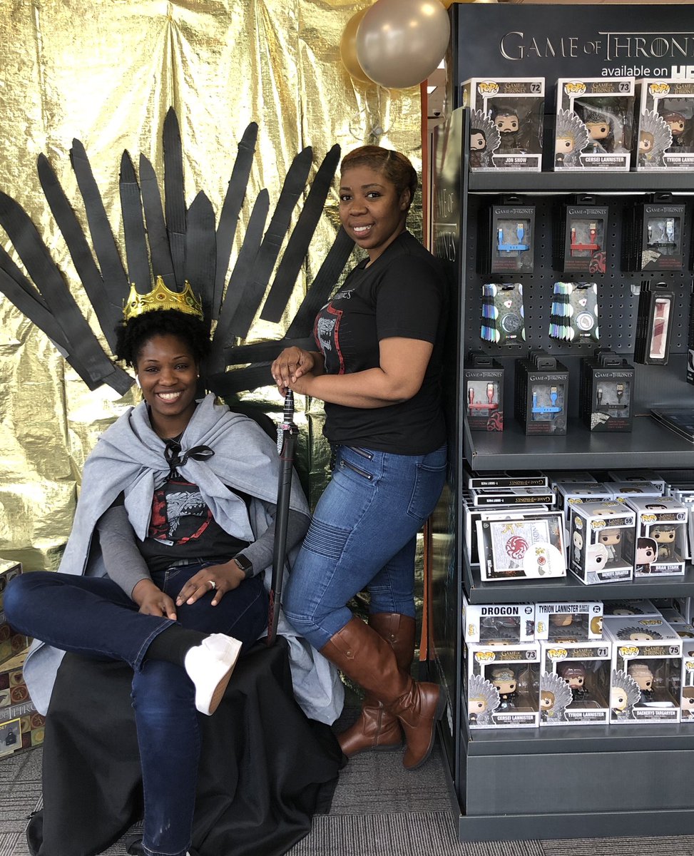 ATTFloMoRSO's tweet photo. Ladies of Flo Mo coming for the throne. @VeronicaL5209 @LisaKLuff @valphillips @alisha_spearman #Empireโ๏ธโ๏ธโ๏ธโ๏ธ #Win4Val #Win4VL https://t.co/pEIdiFMGgI
