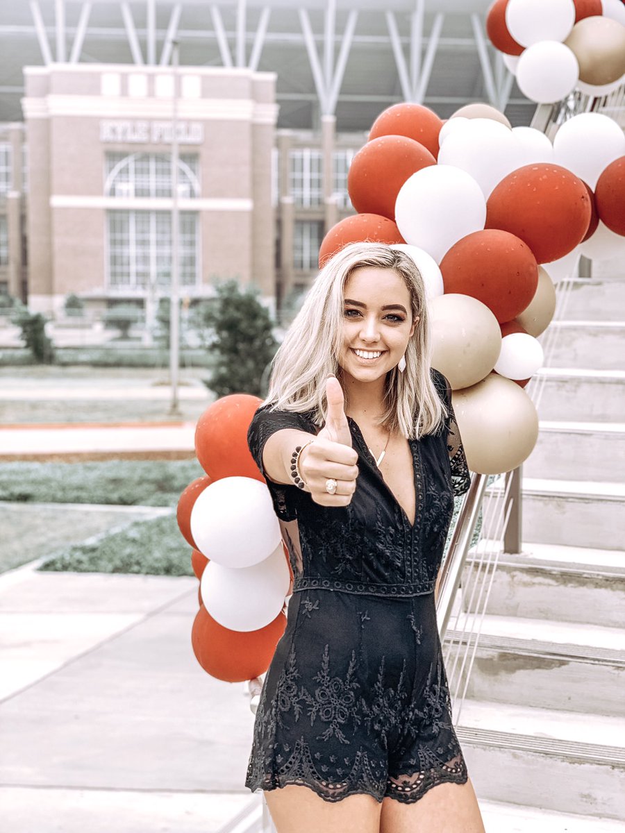 Wishing all of our gorgeous sisters a BIG congratulations on getting their Aggie gold this weekend!✨💍 So proud of you all!💕🦋