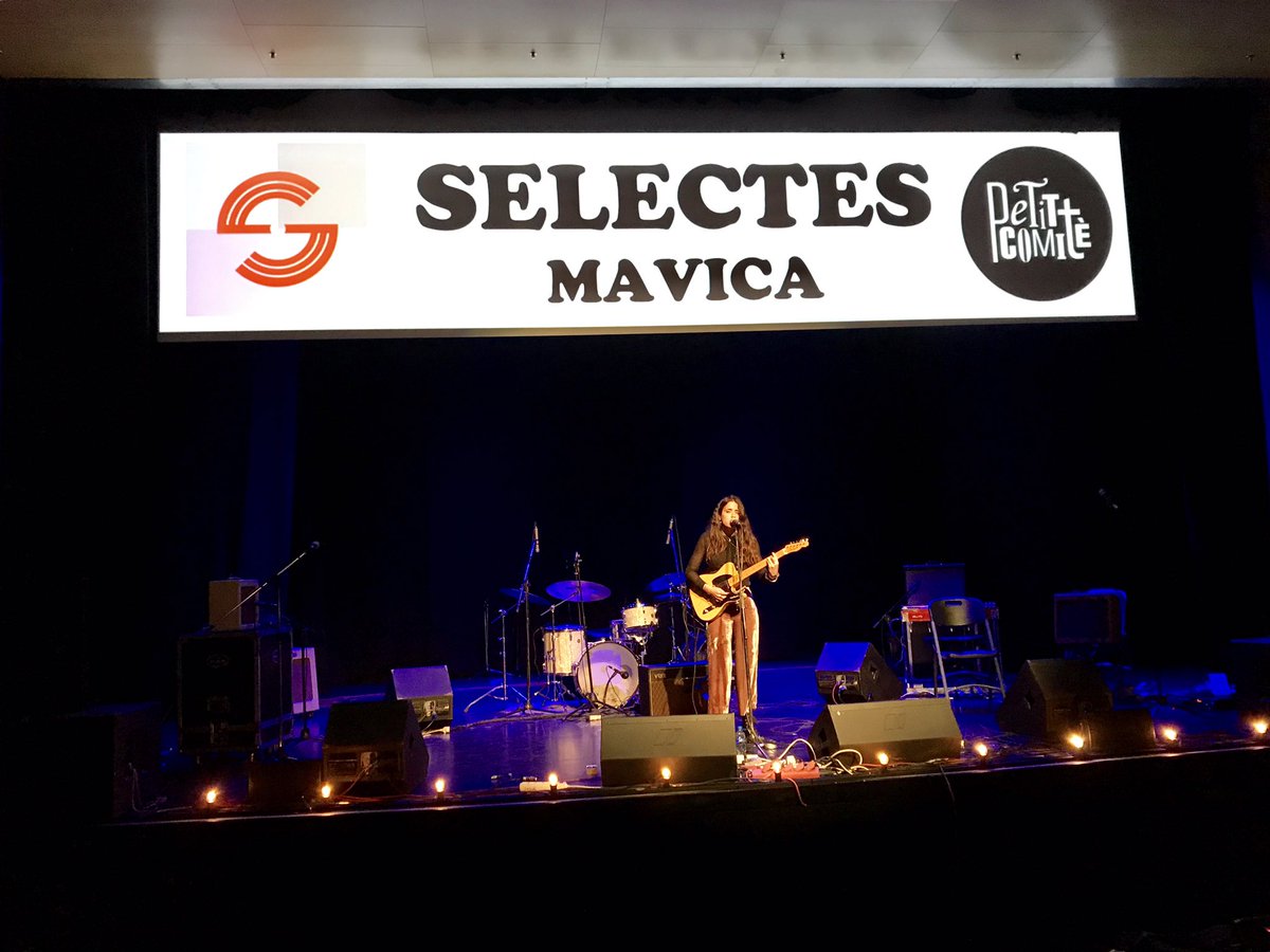 ErikaFerrate's tweet photo. Avui hem gaudit de la segona edició de #Selectes! 4 actuacions excepcionals que ens han fet sentir, ens han fet vibrar, ens han fet descobrir, però sobretot ens han fet emocionar!
Gràcies a @ElPetitComite per fer-ho possible!!! Sou molt 🔝!!!
#CulturaRàpita19 #LaRàpita365 https://t.co/xXPnvEMROl