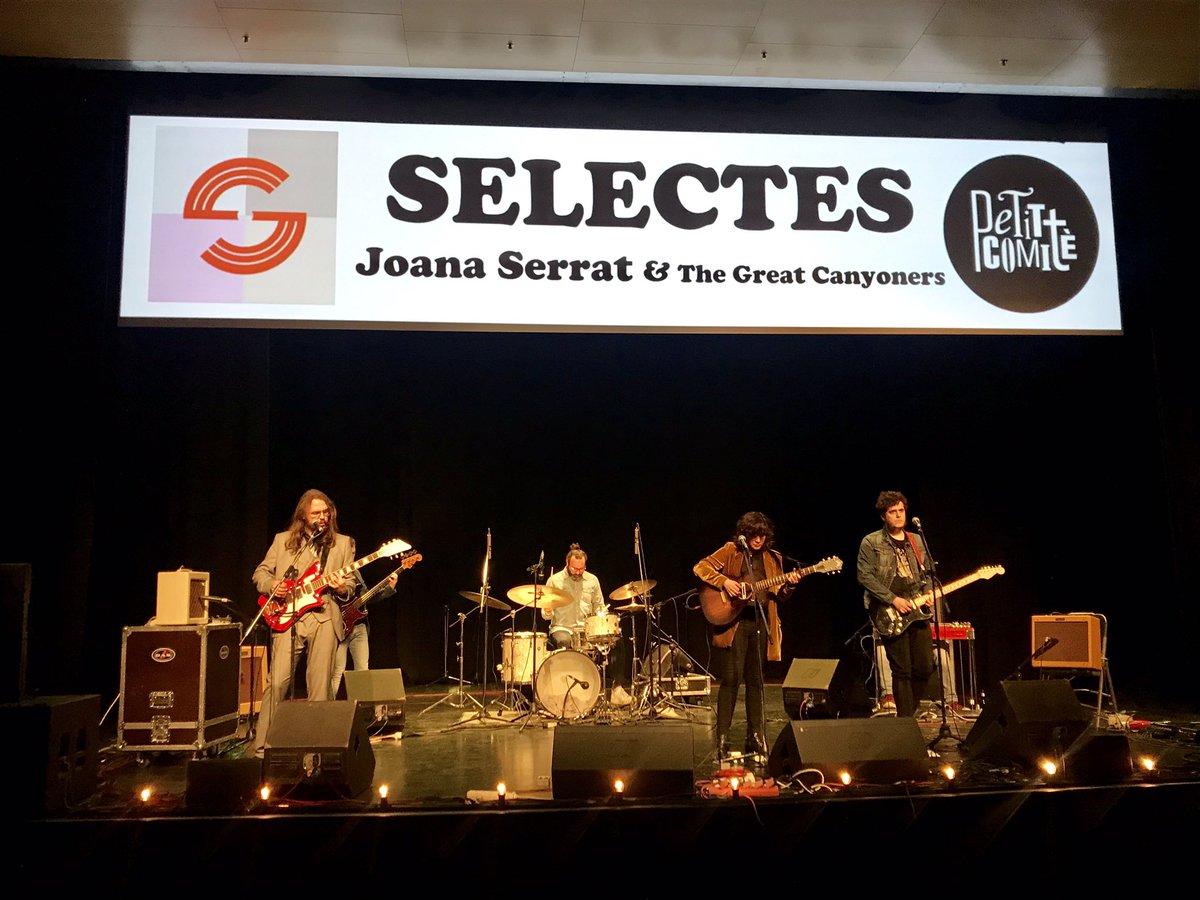 ErikaFerrate's tweet photo. Avui hem gaudit de la segona edició de #Selectes! 4 actuacions excepcionals que ens han fet sentir, ens han fet vibrar, ens han fet descobrir, però sobretot ens han fet emocionar!
Gràcies a @ElPetitComite per fer-ho possible!!! Sou molt 🔝!!!
#CulturaRàpita19 #LaRàpita365 https://t.co/xXPnvEMROl