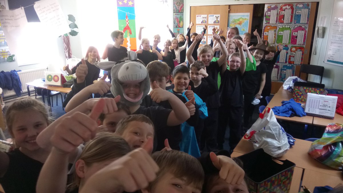 4JB_LPS's tweet photo. All ready for our final Easter production performance last Wednesday! https://t.co/QIgqJyZuOX