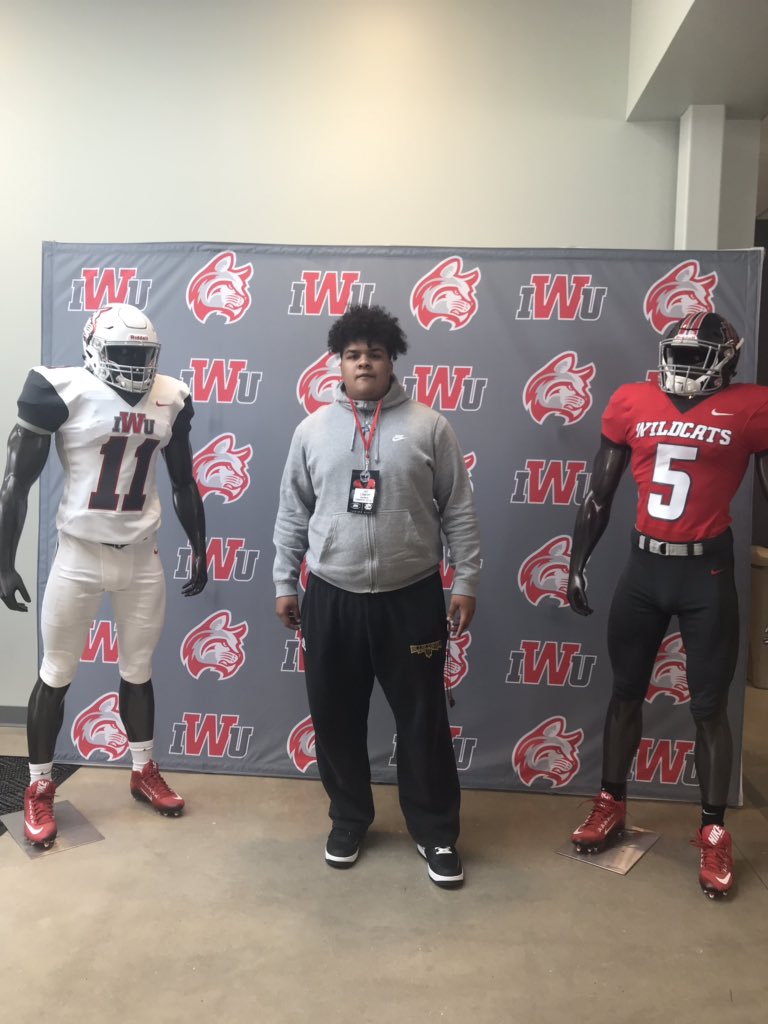 J_smoooth2020's tweet photo. Want to thank @CoachjjClark for the junior day invite, amazing program and coaching staff, can’t wait to come back in the summer #CLMB https://t.co/SZ0t6VdrqW